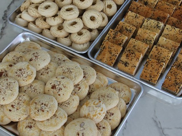 Star Café & Bakery offered traditional Afghan breads and pastries.