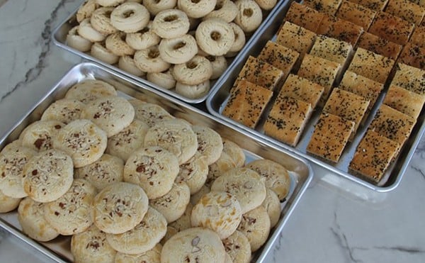 Star Café & Bakery offered traditional Afghan breads and pastries.