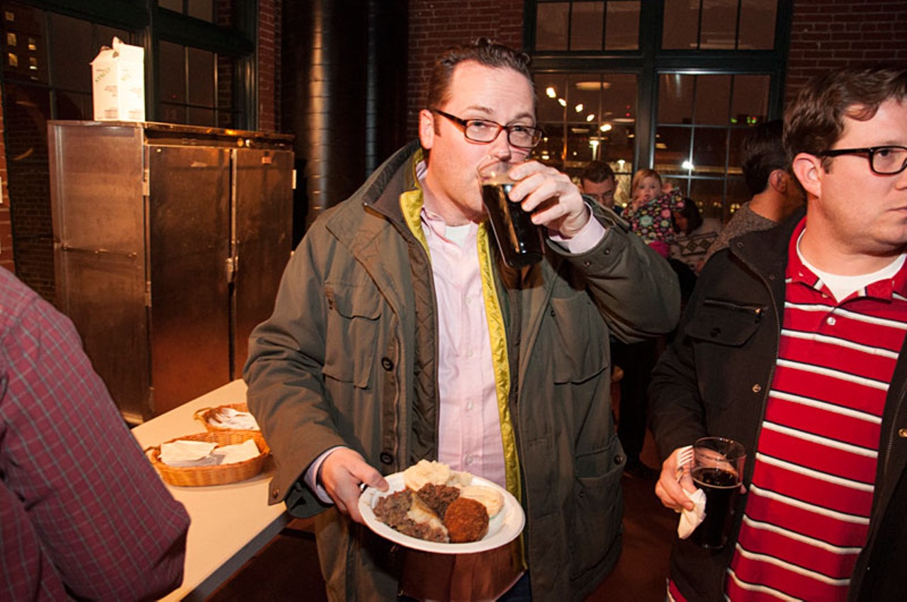 Andy Harbut enjoys some grub and a Scottish Ale.