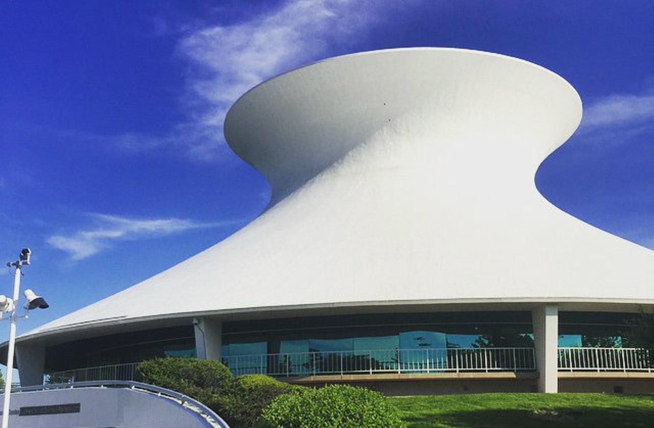Smooch under the stars at the St. Louis Science Center's Planetarium. Or catch a flick and a makeout sesh in the Omnimax Theater. Photo courtesy of Instagram user chconner1987.