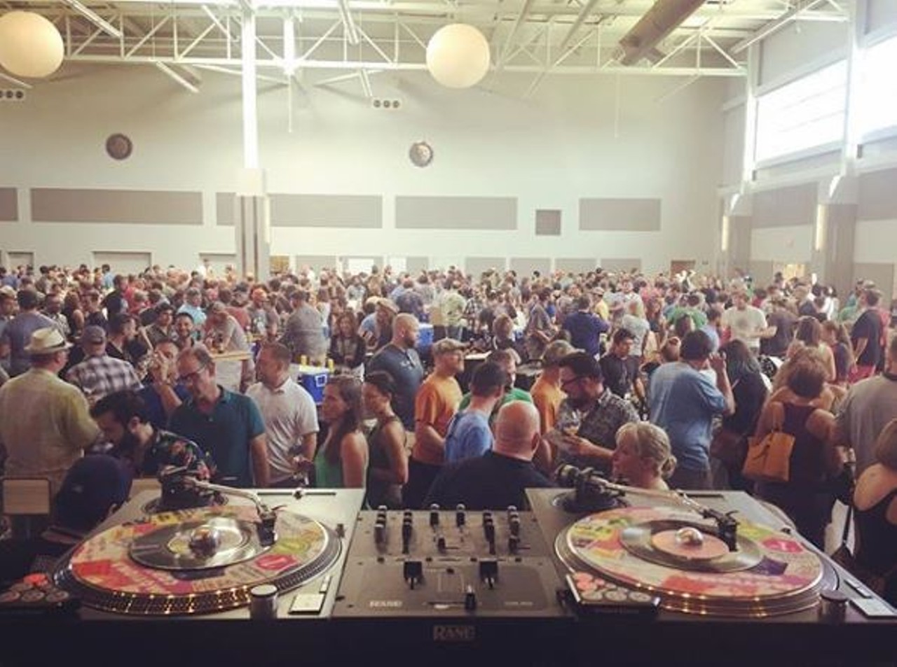 Midwest Belgian Beer Fest
July 28, 2018
St. Louis, MO
Perennial Artisan Ales has never let beer-lovers down and they&#146;re not about to start now. This weekend they&#146;re hosting their 7th annual Midwest Belgian Beer Fest. This huge event isn&#146;t just any ol&#146; beer fest; this thing is a high-energy libation party zone. Arrive prepared to make some new friends. Tickets are $65 but all profits from the festival are donated to sarcoma research through The Foundation for Barnes Jewish Hospital. So you practically have to drink. For charity.
Photo courtesy of djmakossa / Instagram
Find more information about the event here.