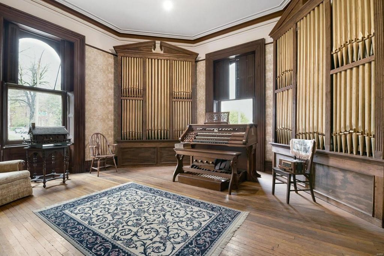 There&#146;s a Pipe Organ Inside This Soulard Mansion Known as the Lion House [PHOTOS]