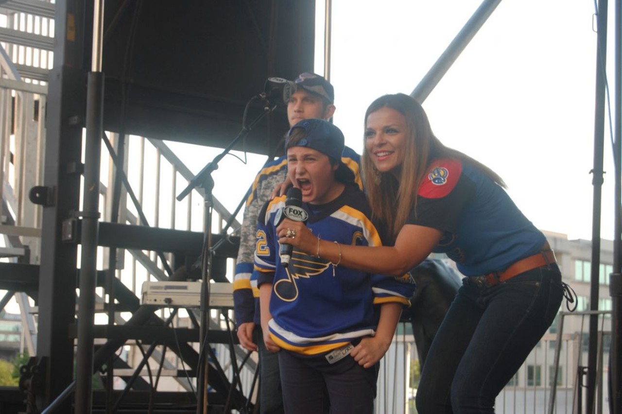 These Partying Blues Fans Got a Goodnight Kiss From Ryan Reaves
