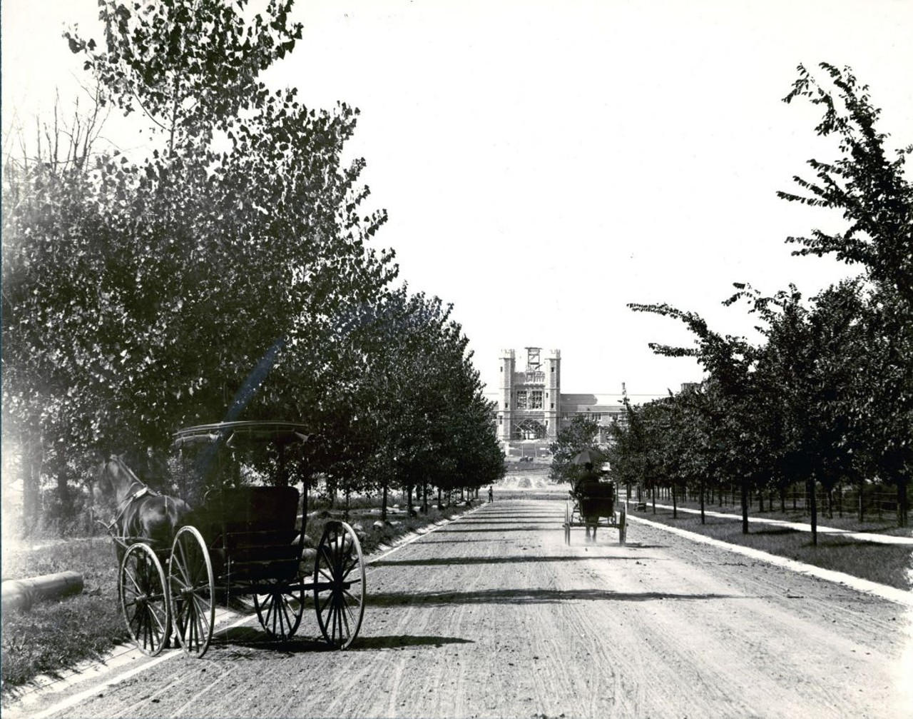 VIEW ALONG THE STREET (LINDELL AVENUE) LEADING TO THE 1904 WORLD'S FAIR ADMINISTRATION BUILDING . SITE LATER OCCUPIED BY FOREIGN STATE BUILDINGS. ADMINISTRATION BUILDING, LATER BROOKINGS HALL, UNDER CONSTRUCTION.
Find out more about this photo at MoHistory.org.