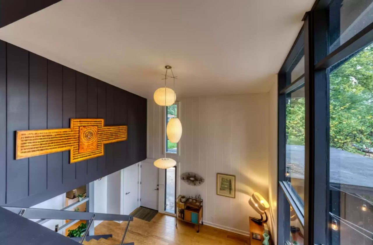 This Crestwood House Is Mid-Century Modern Perfection [PHOTOS]