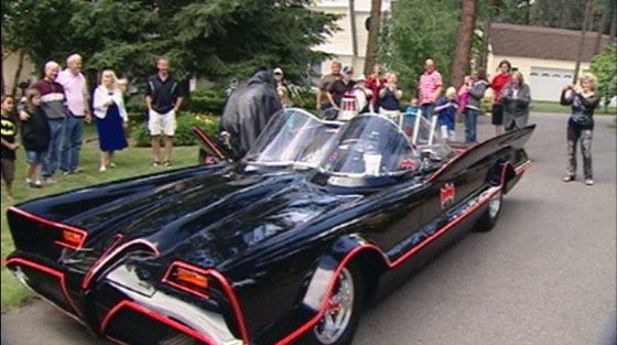 "Batman" Lenny B. Robinson Stops in STL with Tricked Out Batmobile [VIDEO]