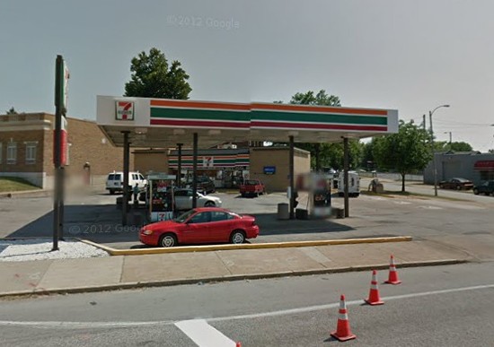 7-Eleven where the shooting took place. - VIAGOOGLE MAPS