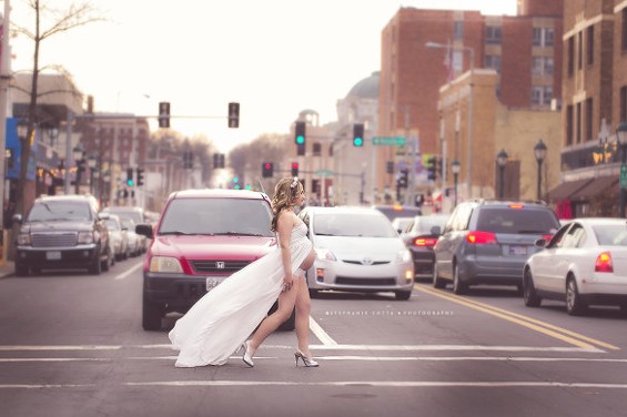 Mom-To-Be Bares Her Belly, Poses with Cop Cars in Delmar Loop Photo Shoot [PHOTOS]