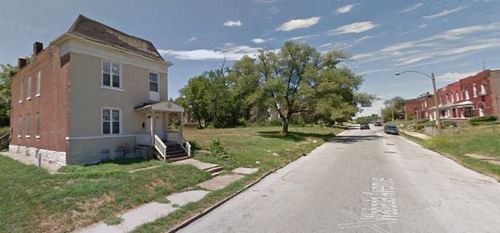 5900 block of Wabada Avenue, where a teen was found shot Sunday. - Google Maps