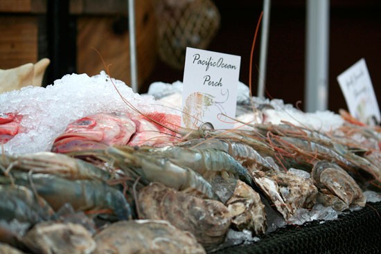 Vin de Set Partners with Bob's Seafood for a Fresh Fish Market Every Thursday