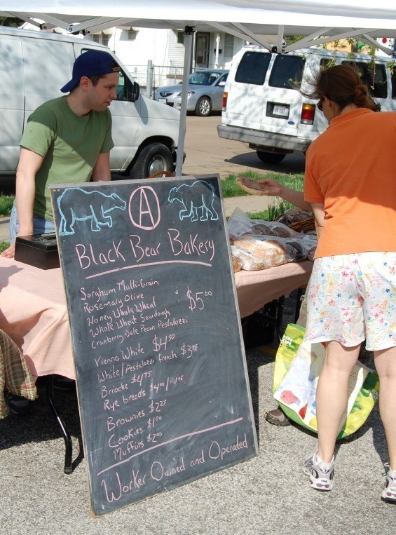 Photos from the First Maplewood Farmers' Market of 2010