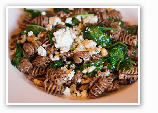 &nbsp;&nbsp;&nbsp;&nbsp;&nbsp;&nbsp;&nbsp;Whole wheat radiatori with bleu cheese, spinach and walnuts. | Mabel Suen