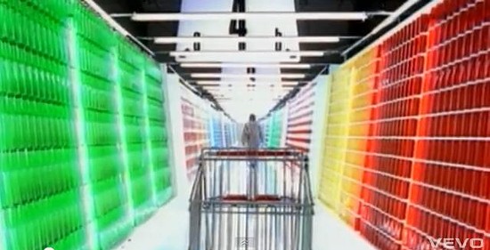 The video for "Fake Plastic Trees" features an eerie supermarket scene.
