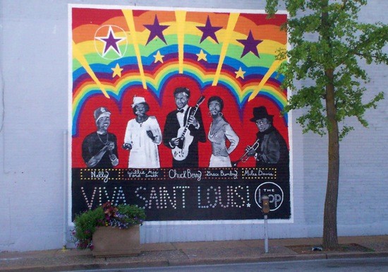 A New Mural In The Loop Pays Tribute To Local Music Celebrties