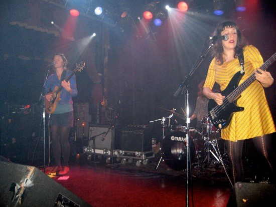 The Raincoats and Grass Widow at the Double Door, Chicago, 9/19/11: Review and Setlists
