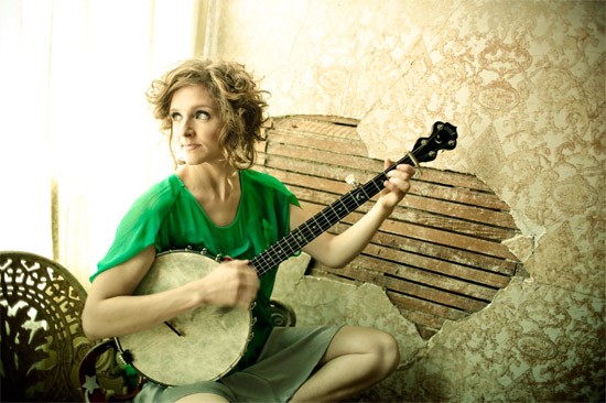 Abigail Washburn on Earl Scruggs and Getting Into an Old-Time Trance in China