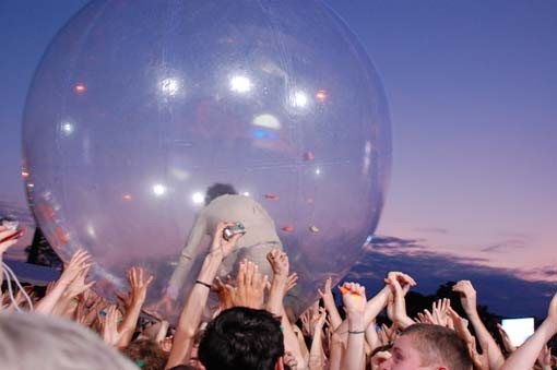 2009's Pitchfork Coverage: Videos, Interviews and Photos of Flaming Lips, Vivian Girls, Fucked Up, Black Lips, M83, more!