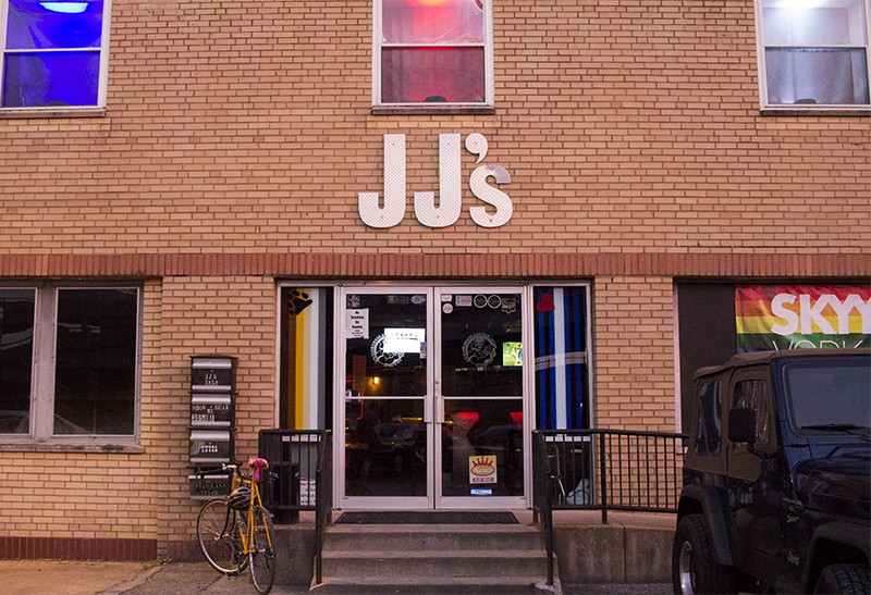 JJ's Clubhosue is just south of 40. - PHOTO BY JOSEPH HESS