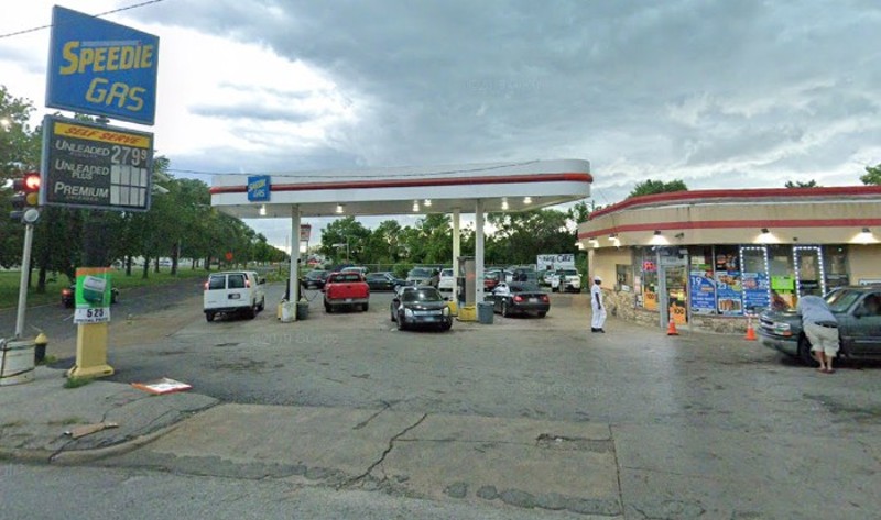 SWAT officers said Silas Smith's parking at Speedy Gas was suspicious. - GOOGLE STREET VIEW