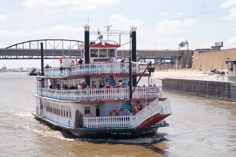 Mississippi River Cruises Trying to Staff up for Summer Offer Incentives (3)