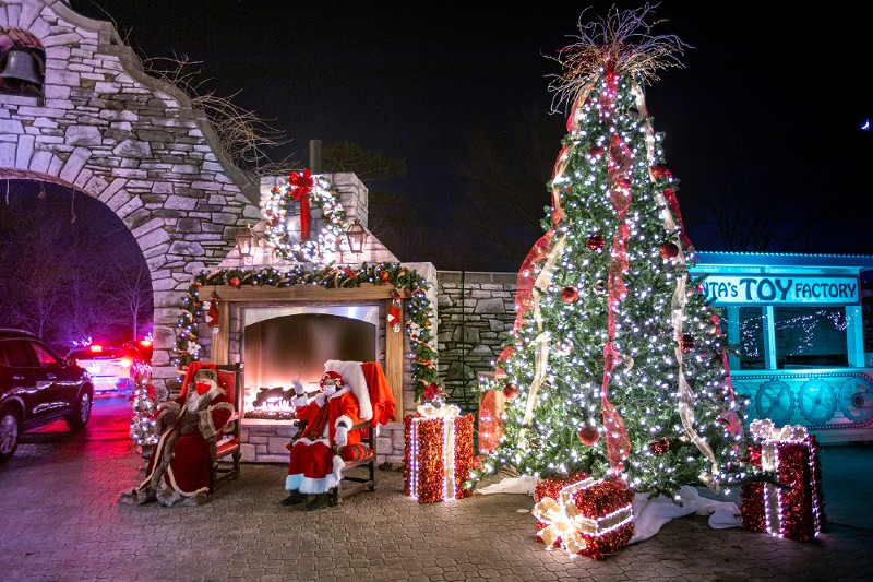 Holiday Lights at Grant's Farm Tickets on Sale Now