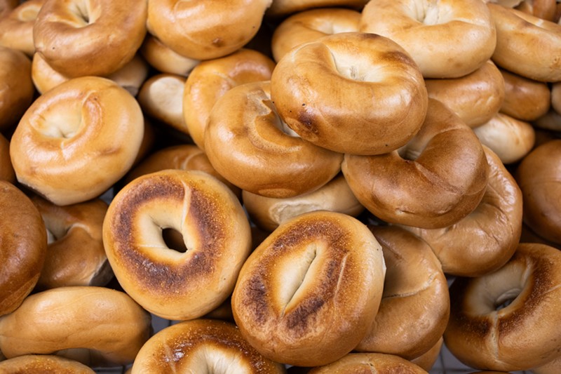 Lefty’s offerings are for the true-blue bagel lovers out there.