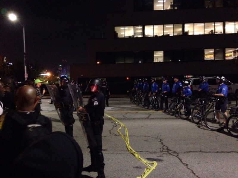 Police Make Mass Arrests on Jefferson After Protesters Block I-64/40