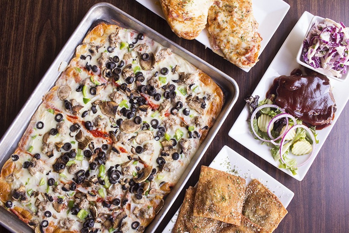 Circa STL offers all the classics: St. Louis-style pan pizza, a loaded garlic bread sandwich, toasted ravioli and barbecue pork steak.
