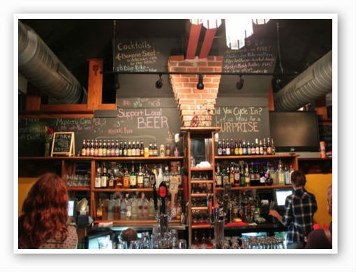 &nbsp;&nbsp;&nbsp;&nbsp;&nbsp;&nbsp;&nbsp; HandleBar welcomes you | RFT Photo