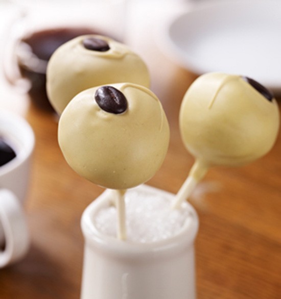 White Chocolate Cake Pops Recipe - My Food and Family
