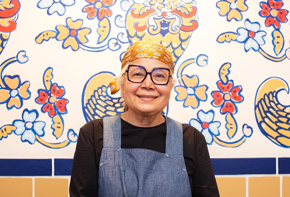 Chef Su Hill keeps her mother's memory alive through her cooking at Chiang Mai.