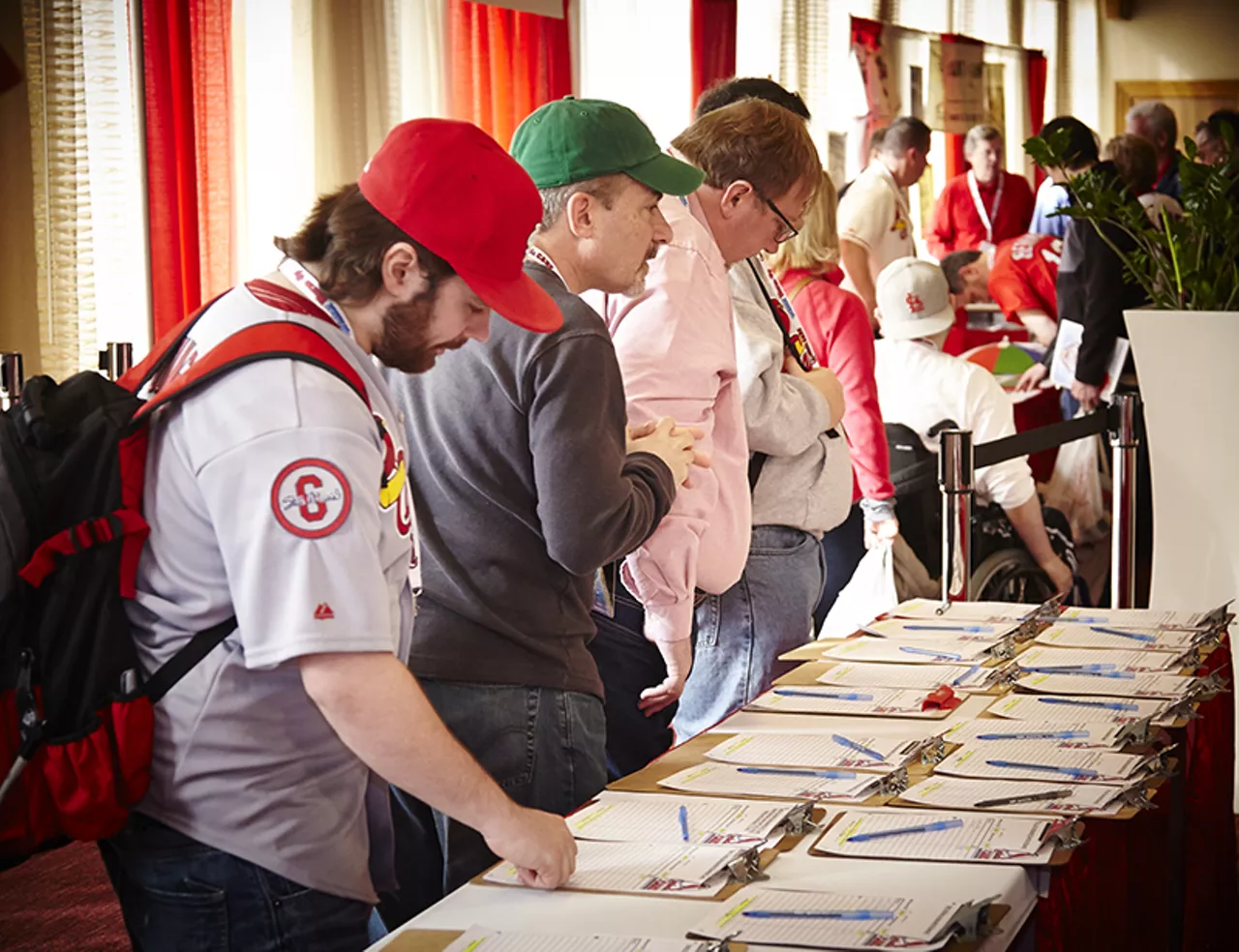 Fans throng Cardinals Winter Warm-Up in search of the 'full Yadi