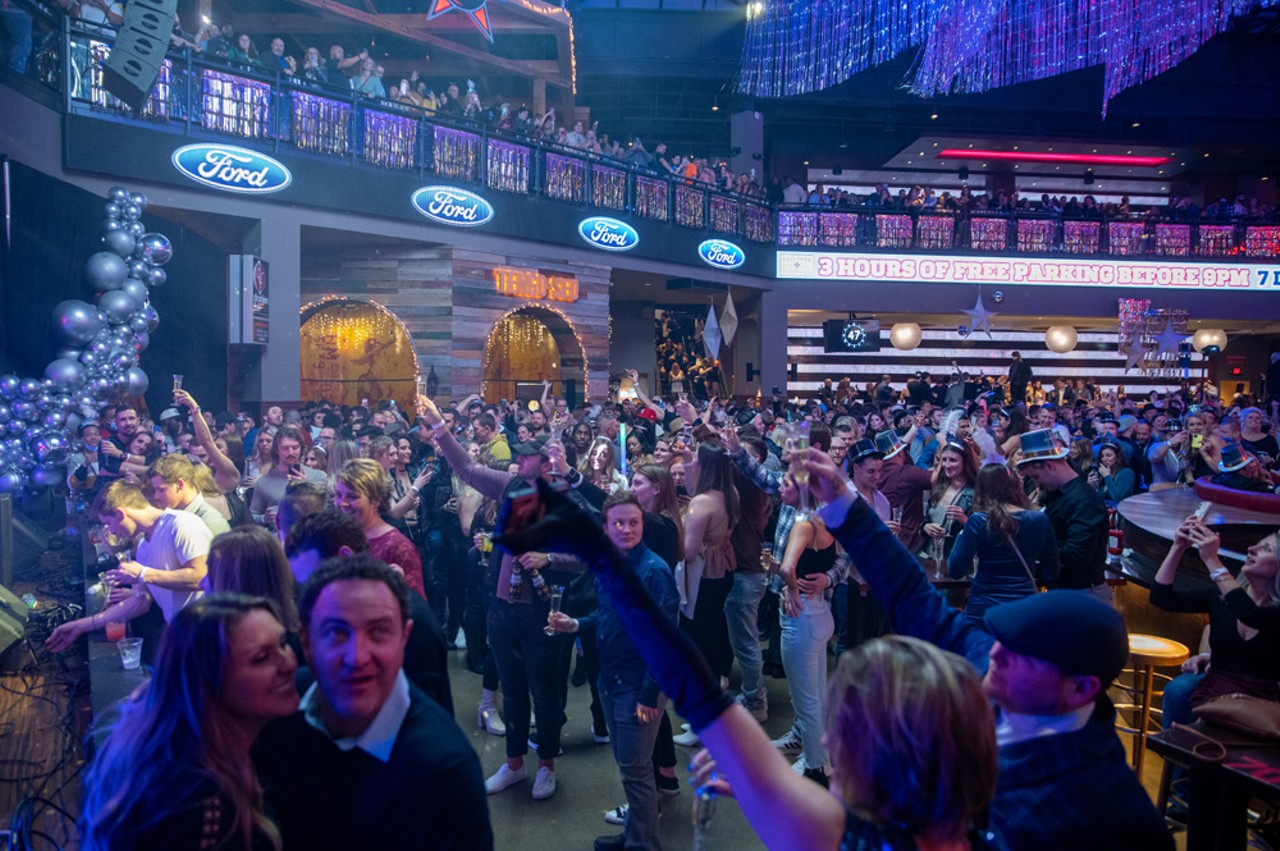 Ballpark Village Rings in 2022 with 'NYE Live!' Event St. Louis St