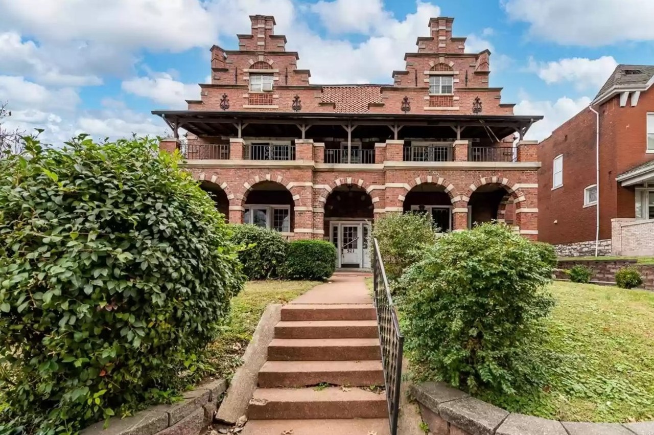 That Castle on Loughborough Is for Sale [PHOTOS]