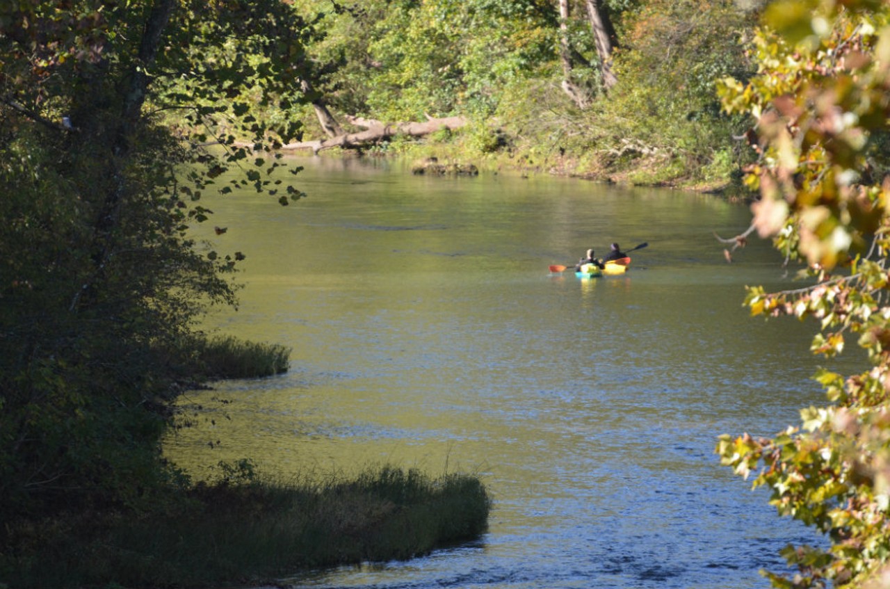 North Fork of the White River
Clinton Township, MO
Looking for a float that is a bit less crowded? Head to the North Fork of the White River, known locally simply as "the North Fork." Due to its location close to the Arkansas border, it tends to draw fewer crowds. Photo courtesy of Flickr / Missouri Division of Tourism.