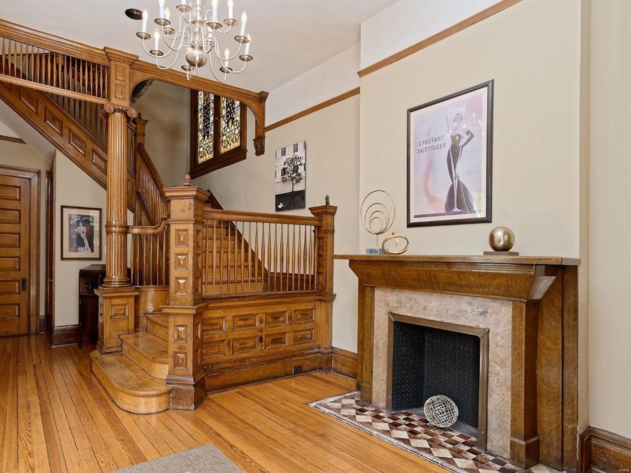 This Soulard Home Has a Carriage House and a Hollywood-Perfect Backyard&nbsp;[PHOTOS]