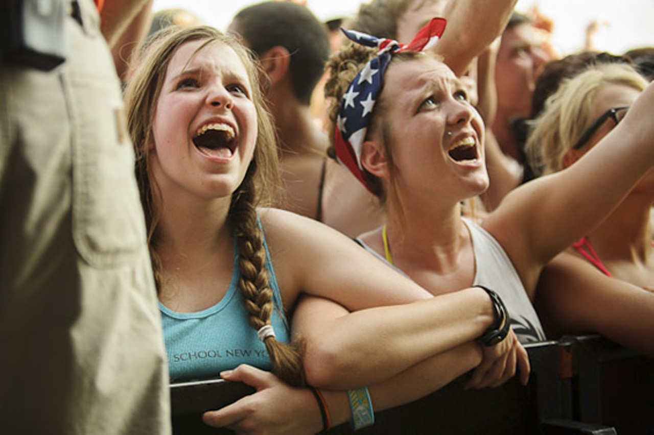 Excited fans during Warped Tour 2012