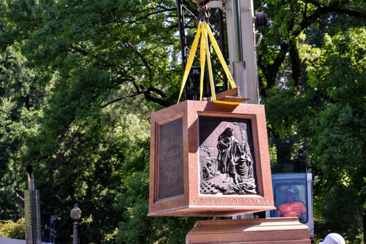Watch the Columbus Statue Get Removed From Tower Grove Park