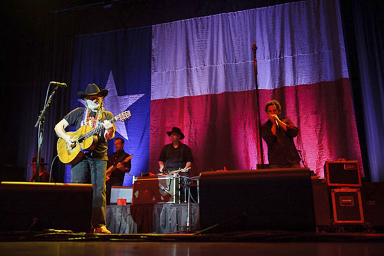 Country music legend Willie Nelson performing at the Pageant in St. Louis on April 17, 2012.
